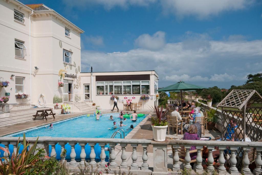 Freshwater Bay House Guest House Нюпорт Екстериор снимка