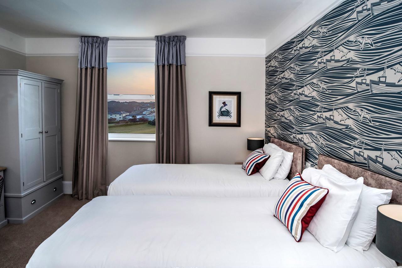 Freshwater Bay House Guest House Нюпорт Екстериор снимка