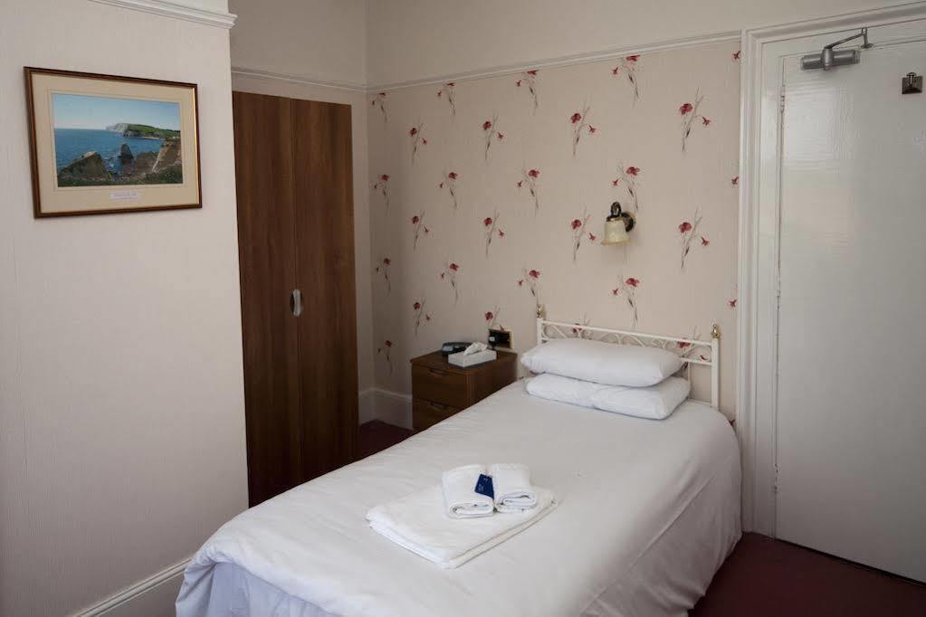 Freshwater Bay House Guest House Нюпорт Екстериор снимка