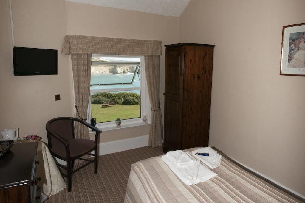 Freshwater Bay House Guest House Нюпорт Екстериор снимка
