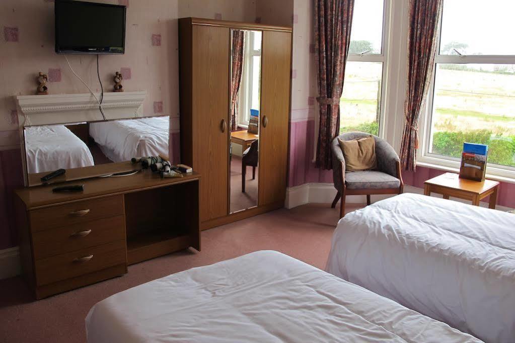 Freshwater Bay House Guest House Нюпорт Екстериор снимка
